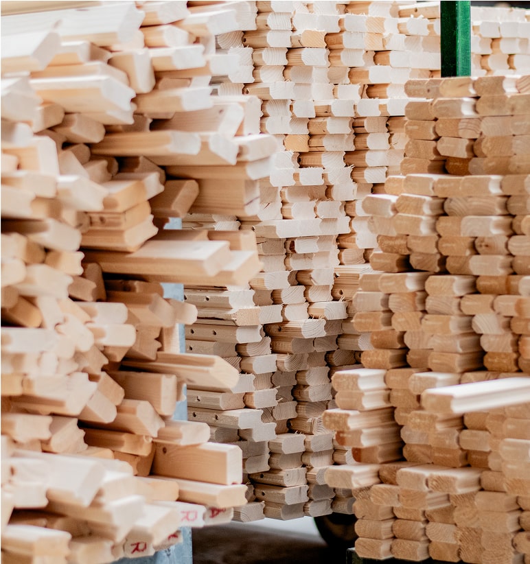 Image de persiennes en bois chez Ouest-Fermeture